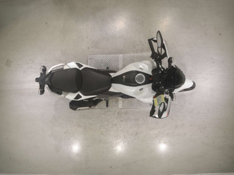 Yamaha Bike FZS25