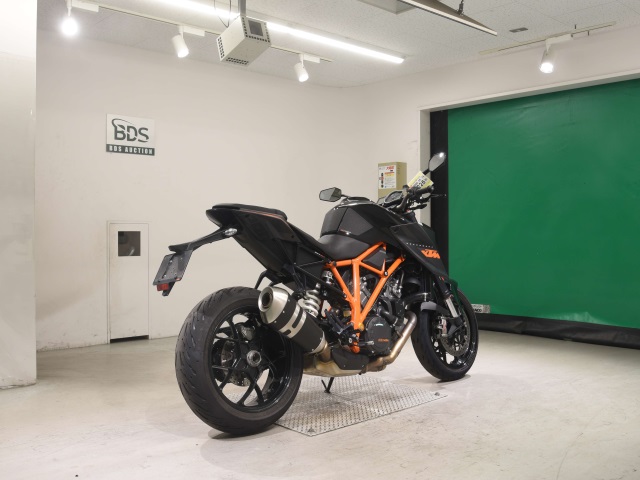 KTM 1290 SUPERDUKE R