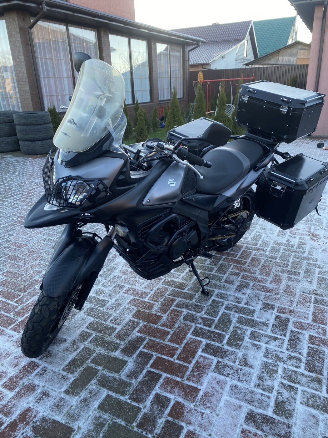 SUZUKI V-STROM650