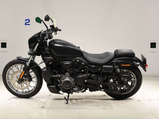 HARLEY DAVIDSON RH975S