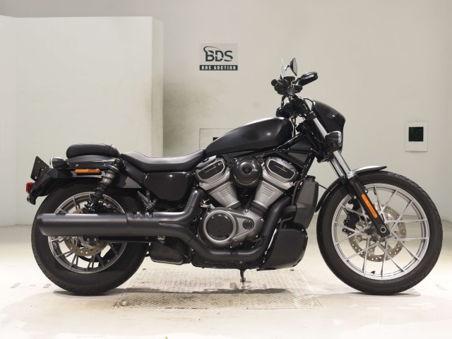 HARLEY DAVIDSON RH975S