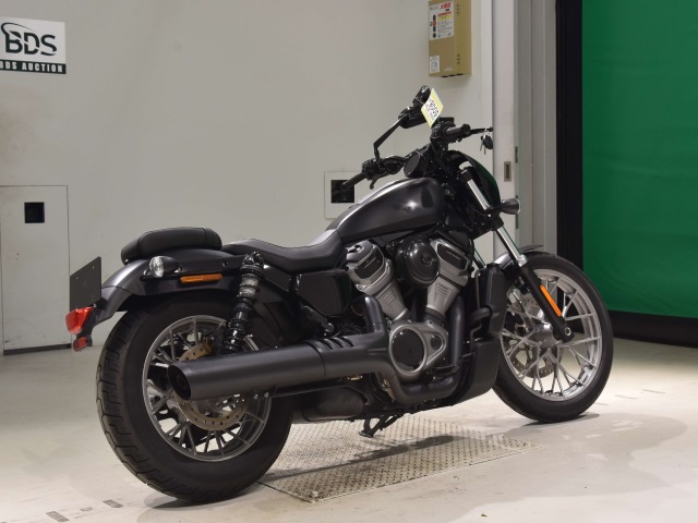 HARLEY DAVIDSON RH975S