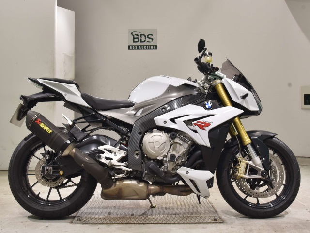 BMW S1000R