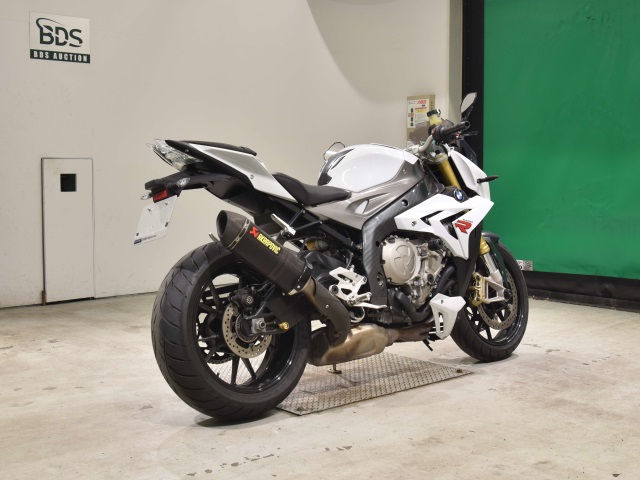 BMW S1000R