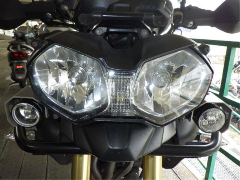 TRIUMPH TIGER 800
