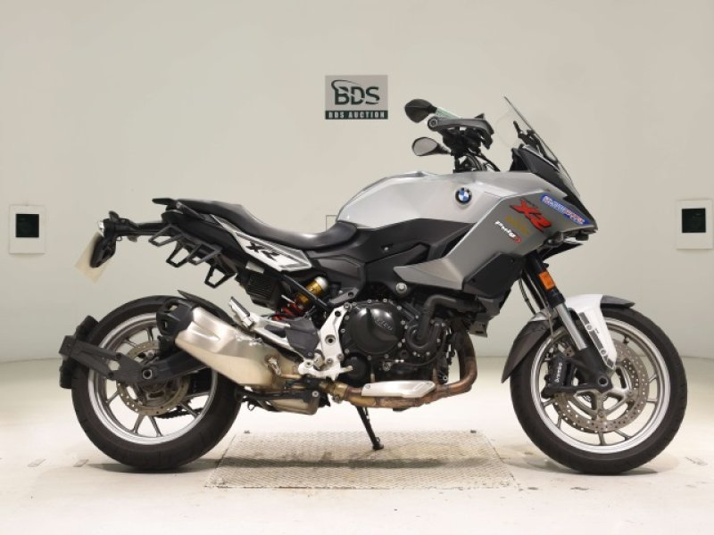 BMW F900XR