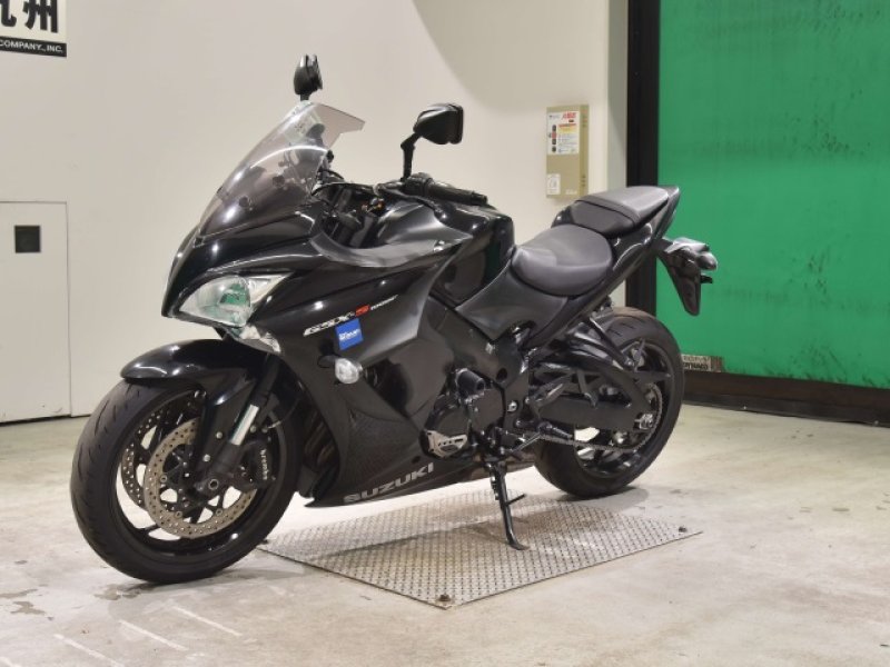 SUZUKI