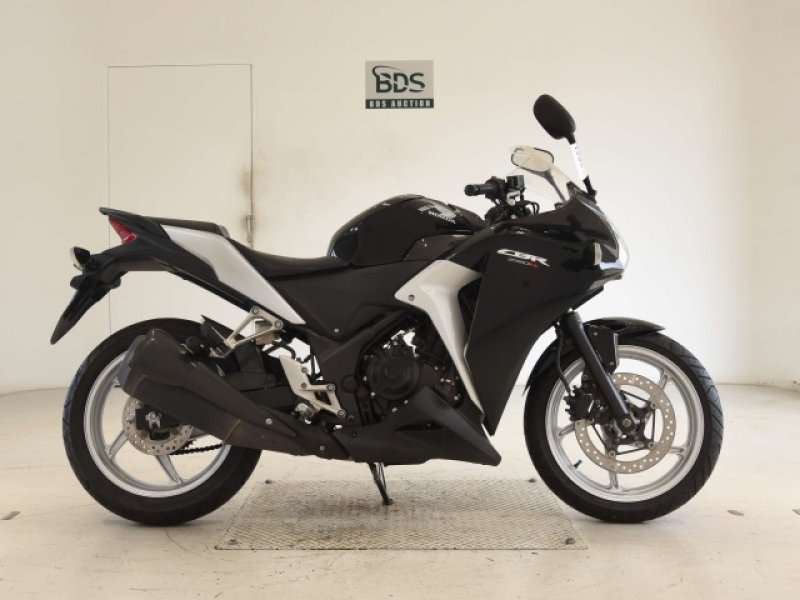 HONDA CBR250R-3 2014