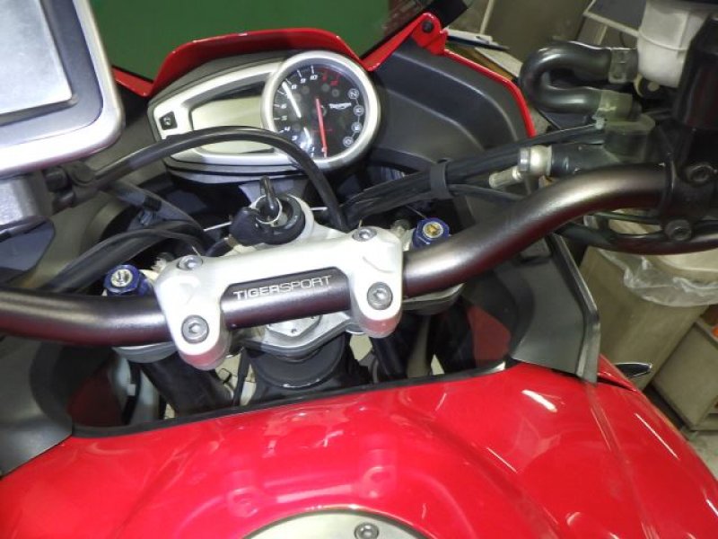 TRIUMPH 1050 2013