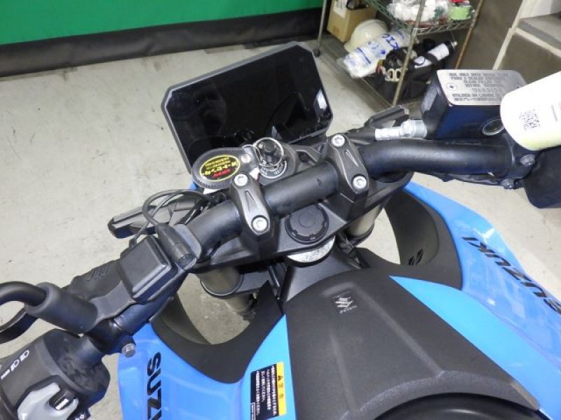 SUZUKI GSX-8S 2023