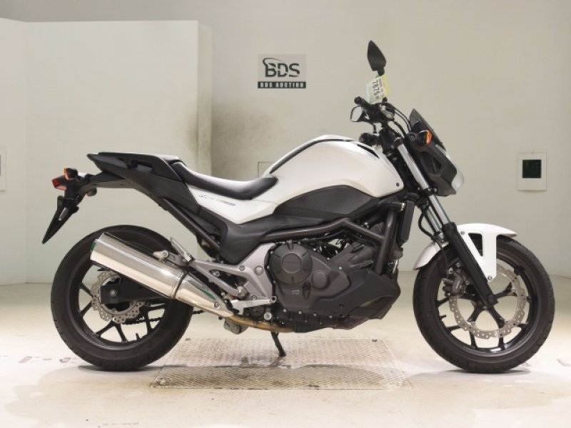 HONDA NC750S 2015