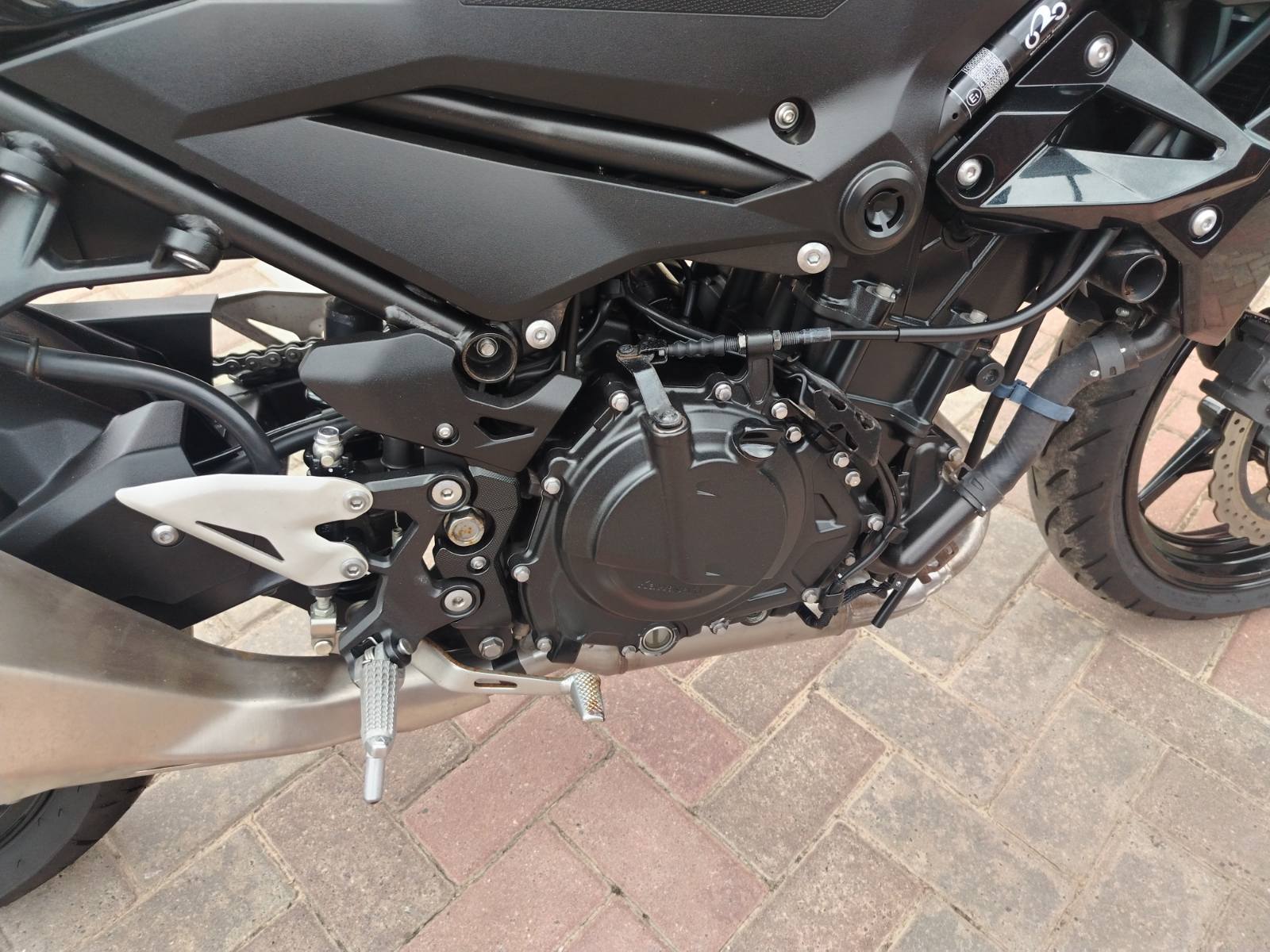KAWASAKI Z400-2 2021