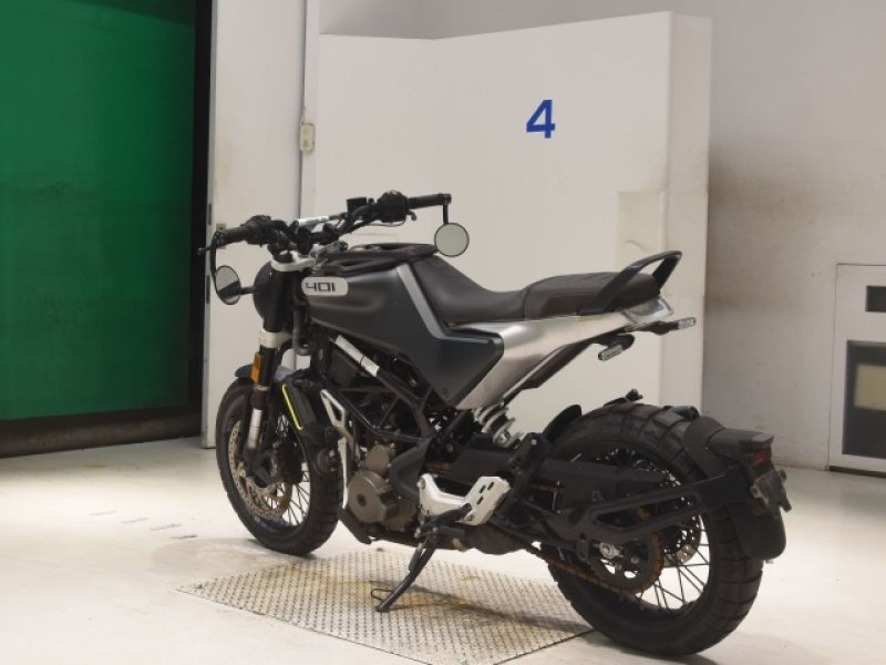 Husqvarna Svartpilen 401 2021